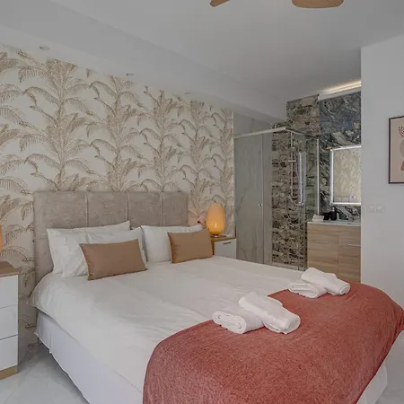 Apartment New 3 Bedrooms 100 Meters To Rada Old Town Estepona